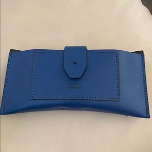 Sunglasses case. GENTLE MONSTER